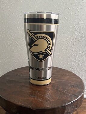 West Point USMA Army Stainless Steel Tumbler, Black & Gold Crest Logo, 30oz